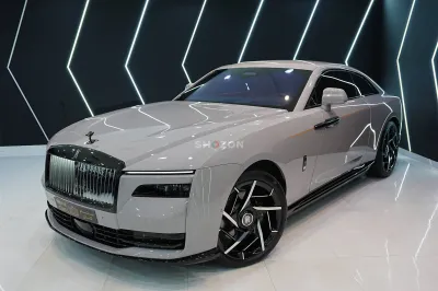 2026 Spectre Black Badge, Bespoke Audio, Illuminated Fascia, Starlight, Dealer Warr + Serv!!