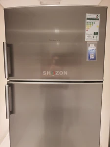 Siemens Stainless Steel Refrigerator – Excellent Condition 
