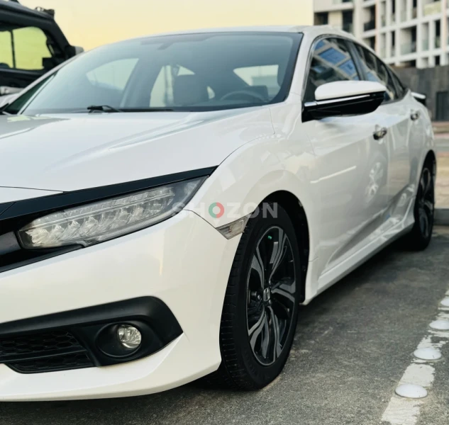 2017 Honda Civic RS. excellent condition 