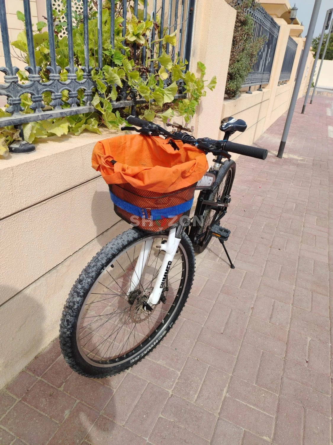 Preowned Hummer 26in MTB Black folding bicycle in excellent condition for sale