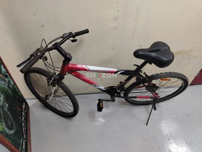 For sale Mtb 26in bike full aluminum frame VLRA Shimano Edition in good condition