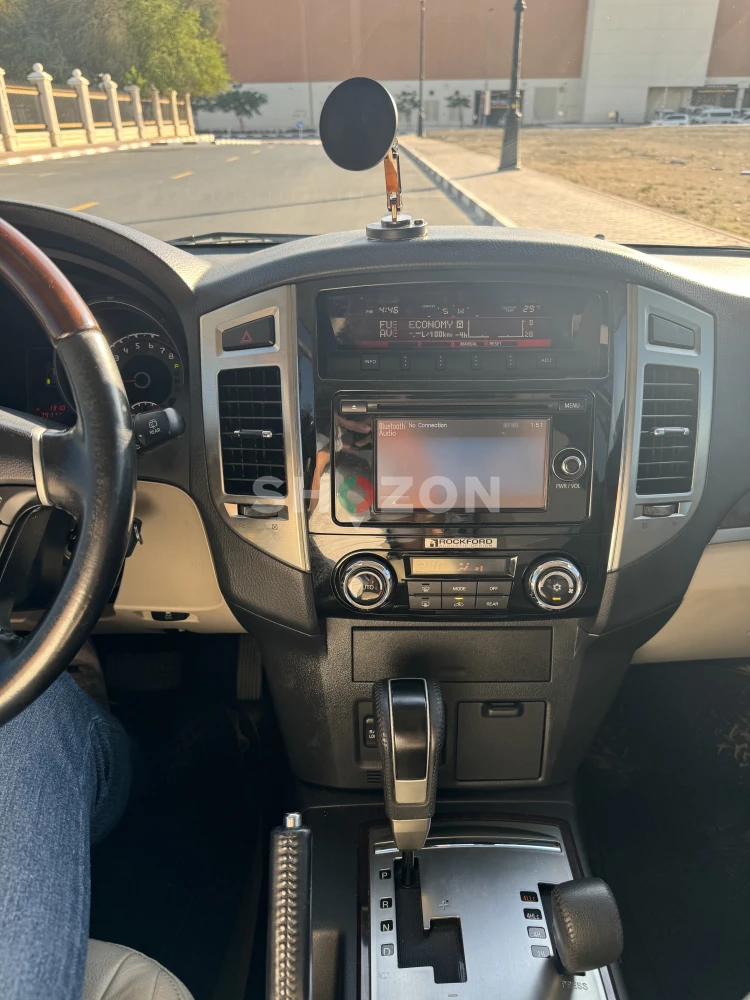 2016 Mitsuibishi Pajero 3.8L GLS Top Spec 