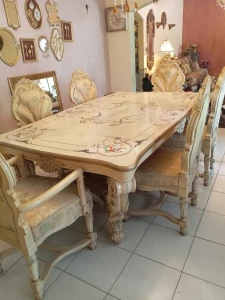 dining table for sale 
