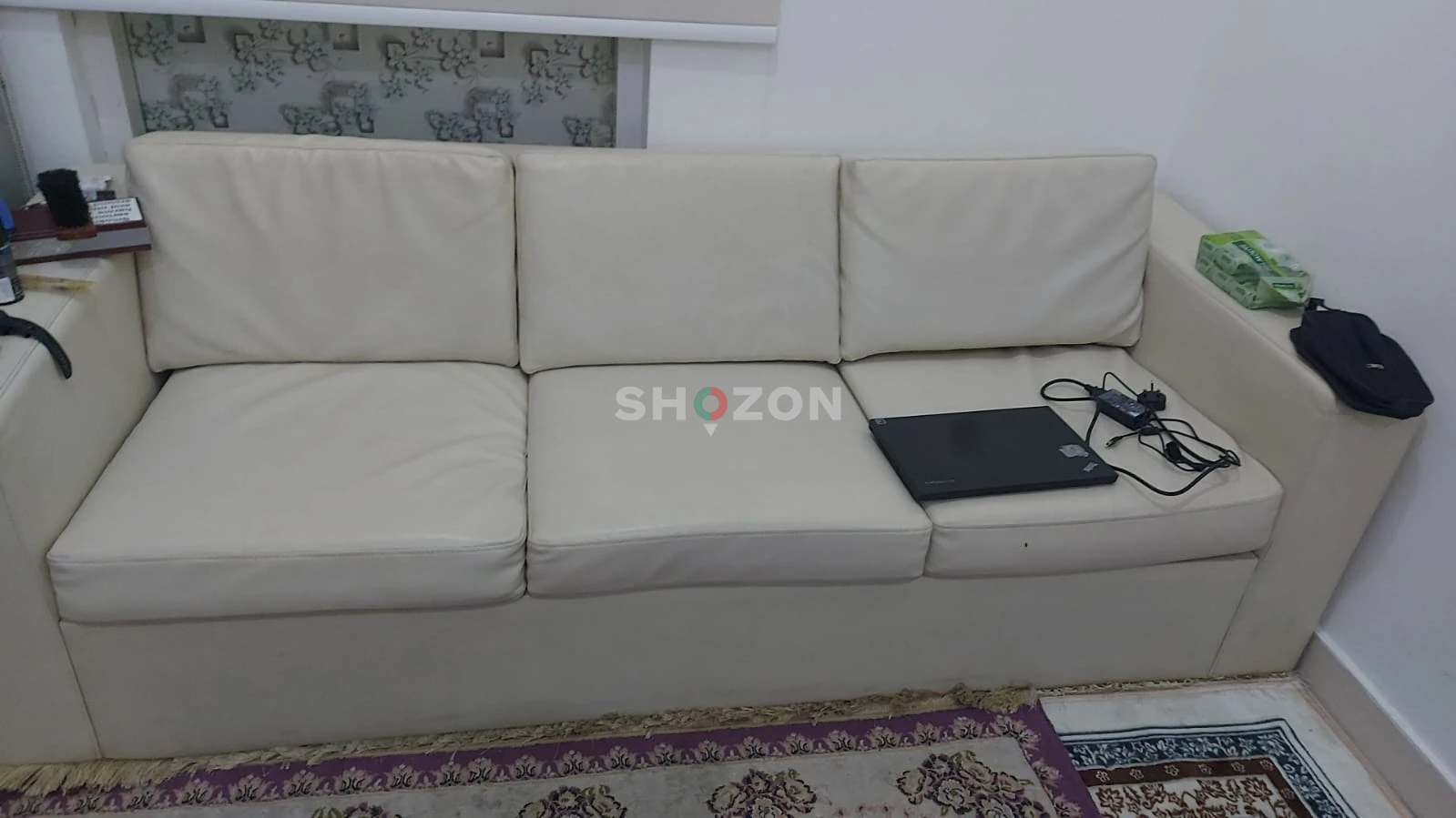 bad with mattress and sofa bad and carpets