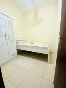 bachelor room and partition room available 