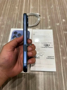 Apple iPhone 17 Pro Max Deep Blue