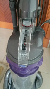 Dyson Vacuum Cleaner – Excellent Condition, Powerful Suction!