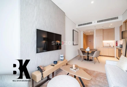 Fully Furnished | High Floor | Direct Mall Access