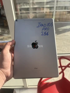 Apple iPad Pro 11 (2020) – Excellent Condition, Great Price!