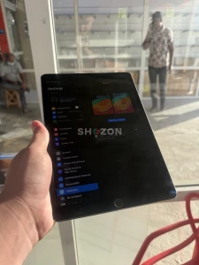 Apple iPad Pro 11 (2020) – Excellent Condition, Great Price!