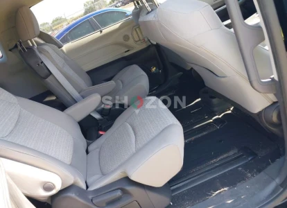2022 TOYOTA SIENNA LE 