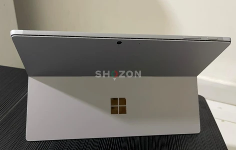 Microsoft Surface Pro 7 , 12.3 Touch Screen , Platinum , Core i7 - 16GB RAM - 256 SSD