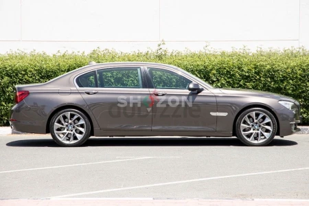 Luxury BMW 7 Series in Excellent Condition