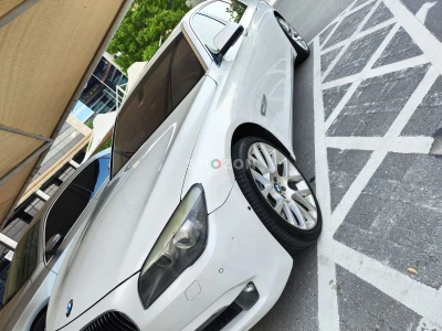 BMW 740 Li 2012-very clean