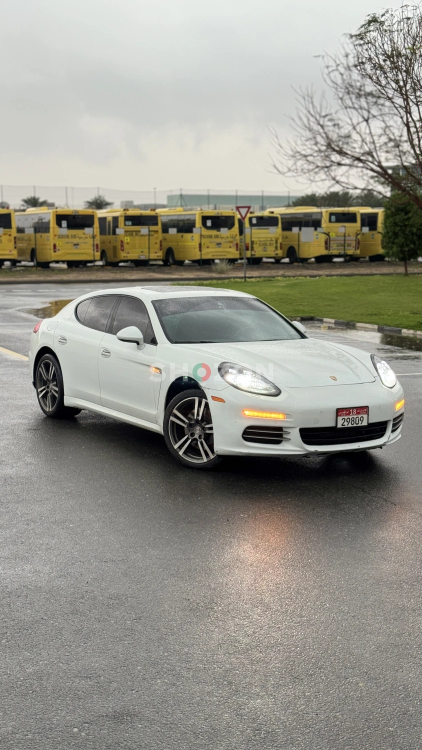porsche panamera GTS 2016