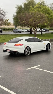 porsche panamera GTS 2016