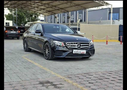 Mercedes E300 2020 GCC | Luxury Sedan | Full Option | Excellent Condition