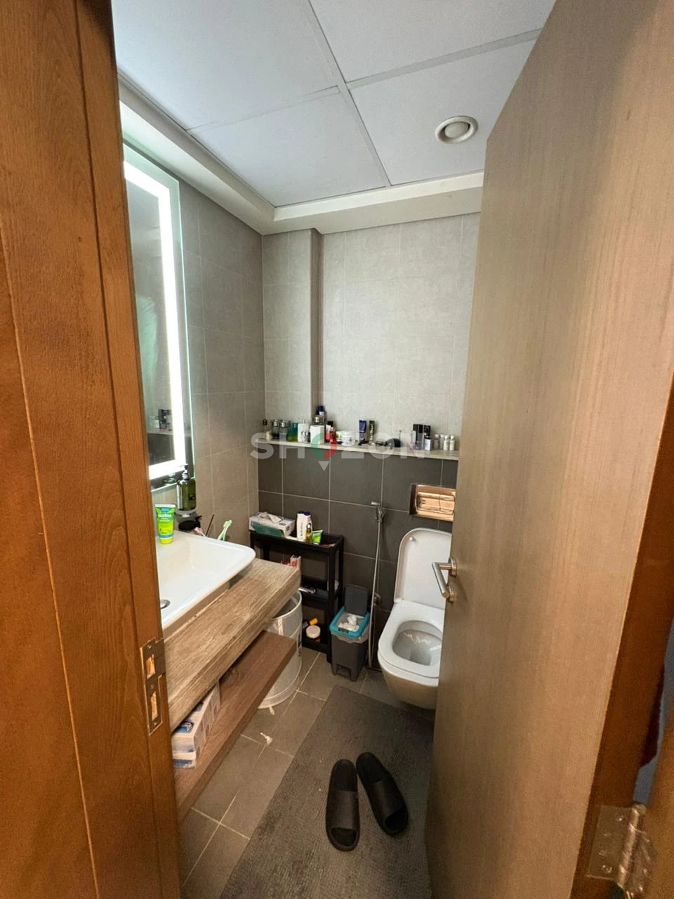 rent bed/ studio / room 