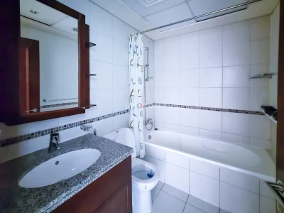 Peaceful 1BR | Prime Emaar Community