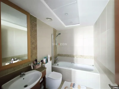 Bright 1BR Living in Fairways West, The Views