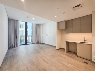 Vacant |Bright 1BR | Creek Beach Community