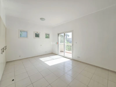 READY TO MOVE | UPGRADED | SEMI-FURNISHED