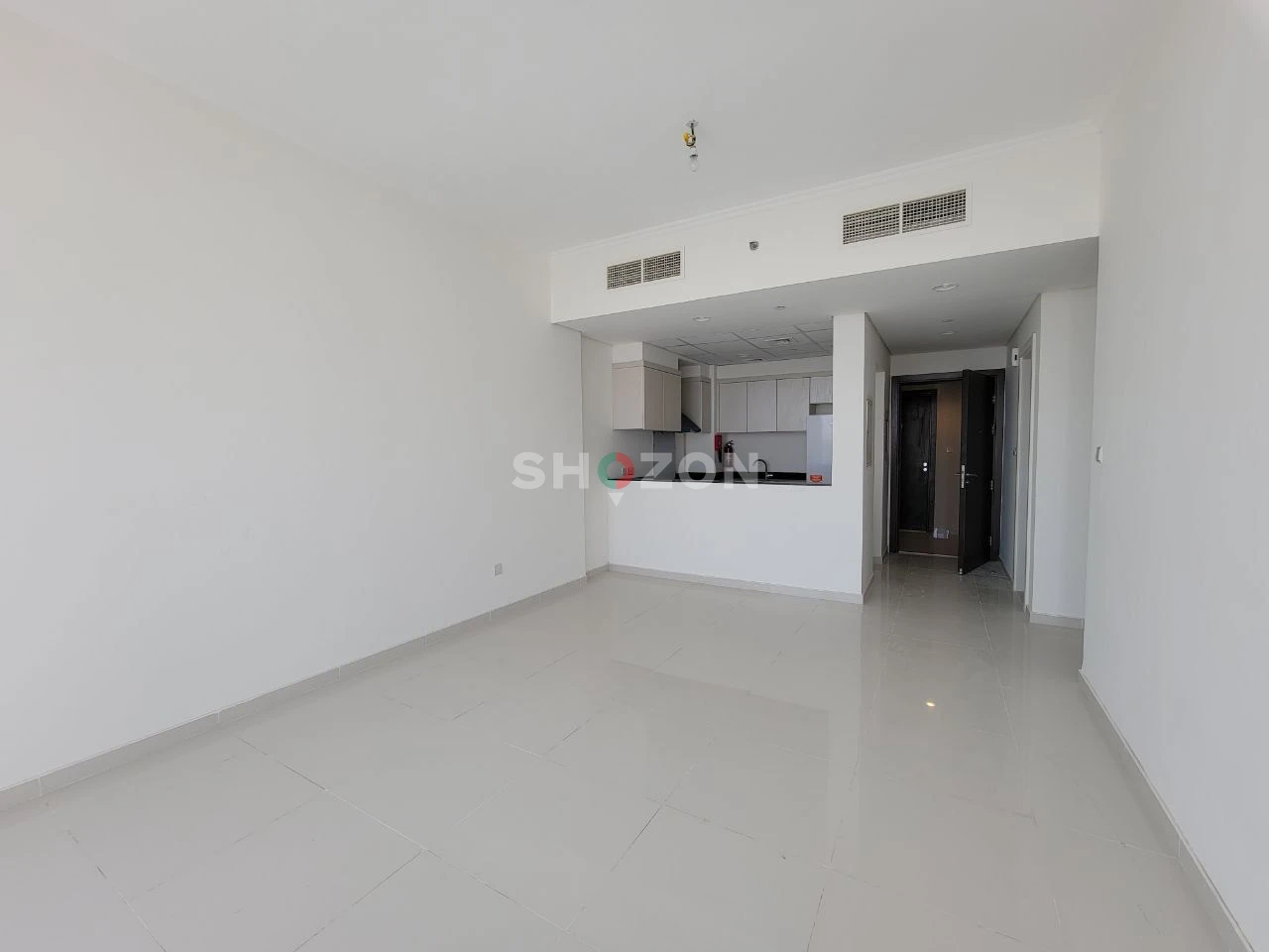 Full Golf Course view| High Floor| Rented