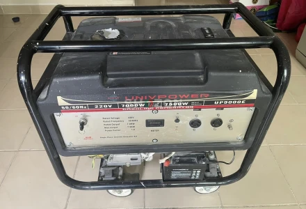 UNIVPOWER 7500W Gasoline Generator – Reliable Power Source!
