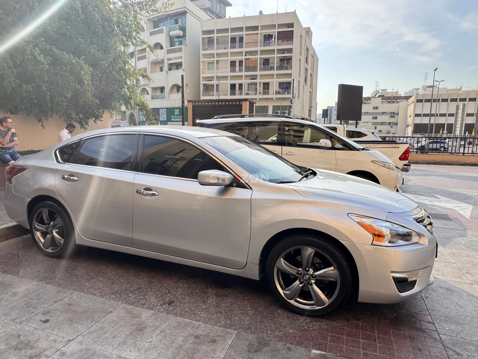 2015 Nissan Altima _ low mileage_ clean_ Excellent engine