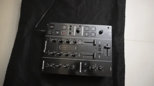 Pioneer DJM-350 2-Channel DJ Mixer Good Working Condition