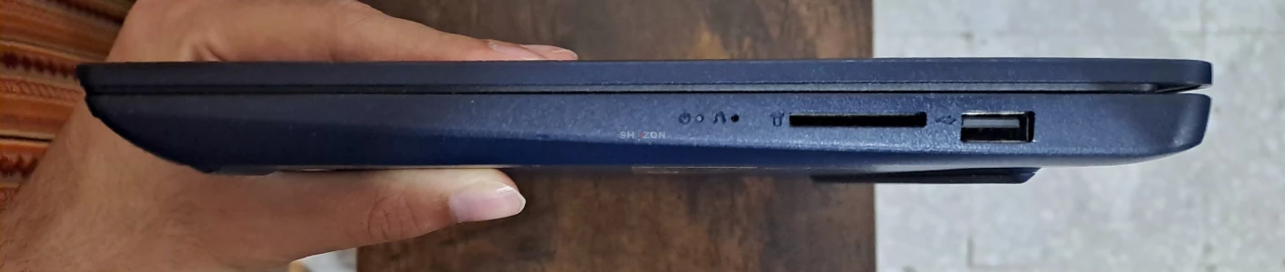 Lenovo Ideapad Slim 3 (2024)