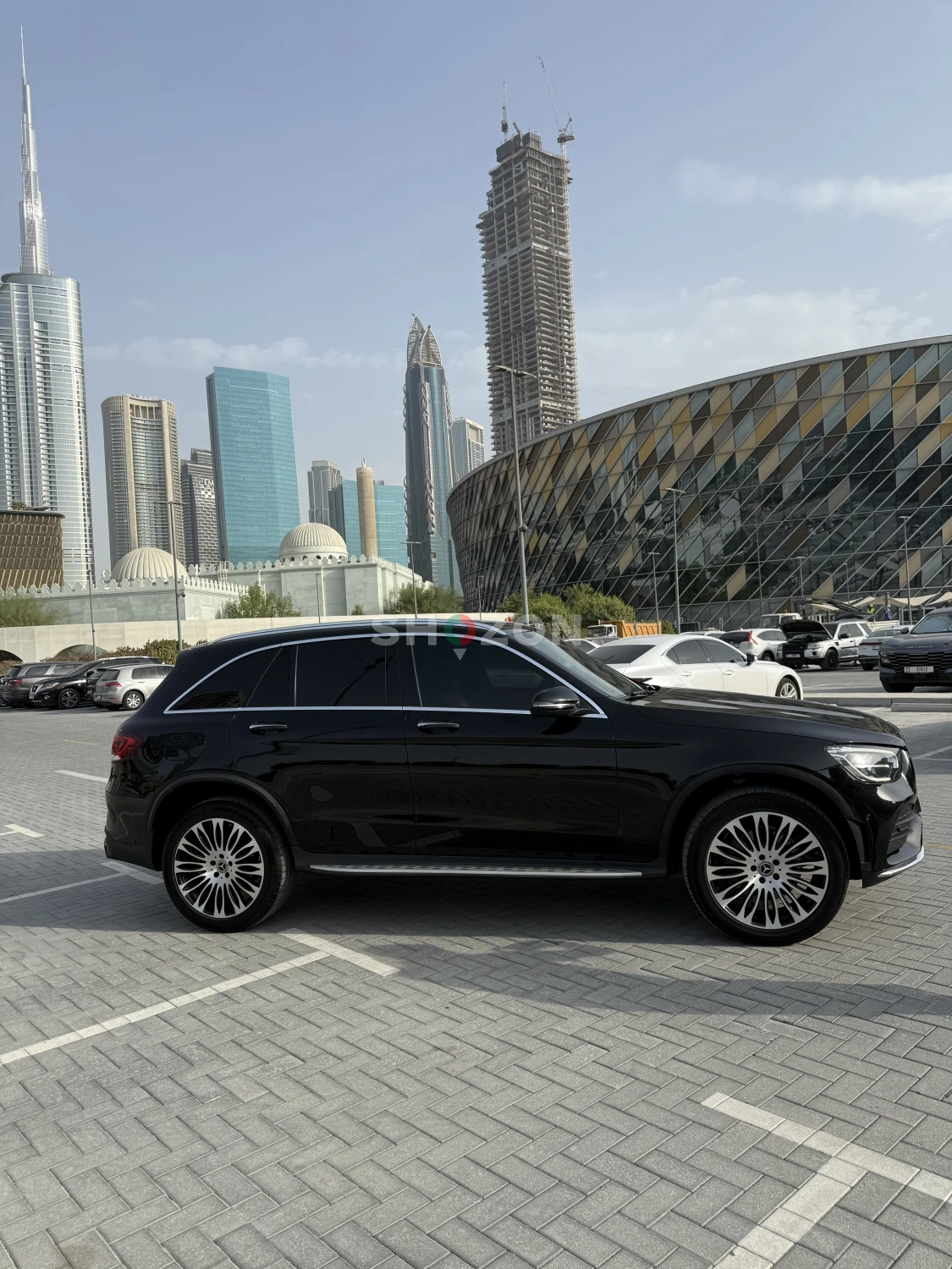 Mercedes-Benz GLC 300 – 2020 model, in excellent condition and ready to drive.  ✅ RTA Inspection Passed (No Issues) ✅ Clean and well-maintained ✅ No mechanical problems ✅ Ready for immediate transfer
