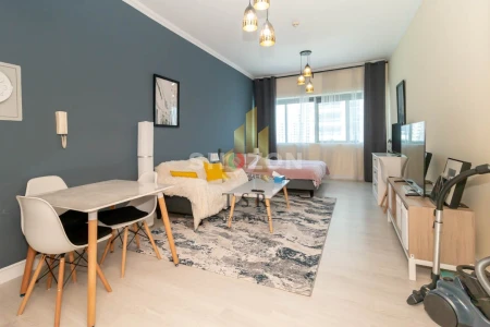 Furnished | Pool View | Close to Metro Station