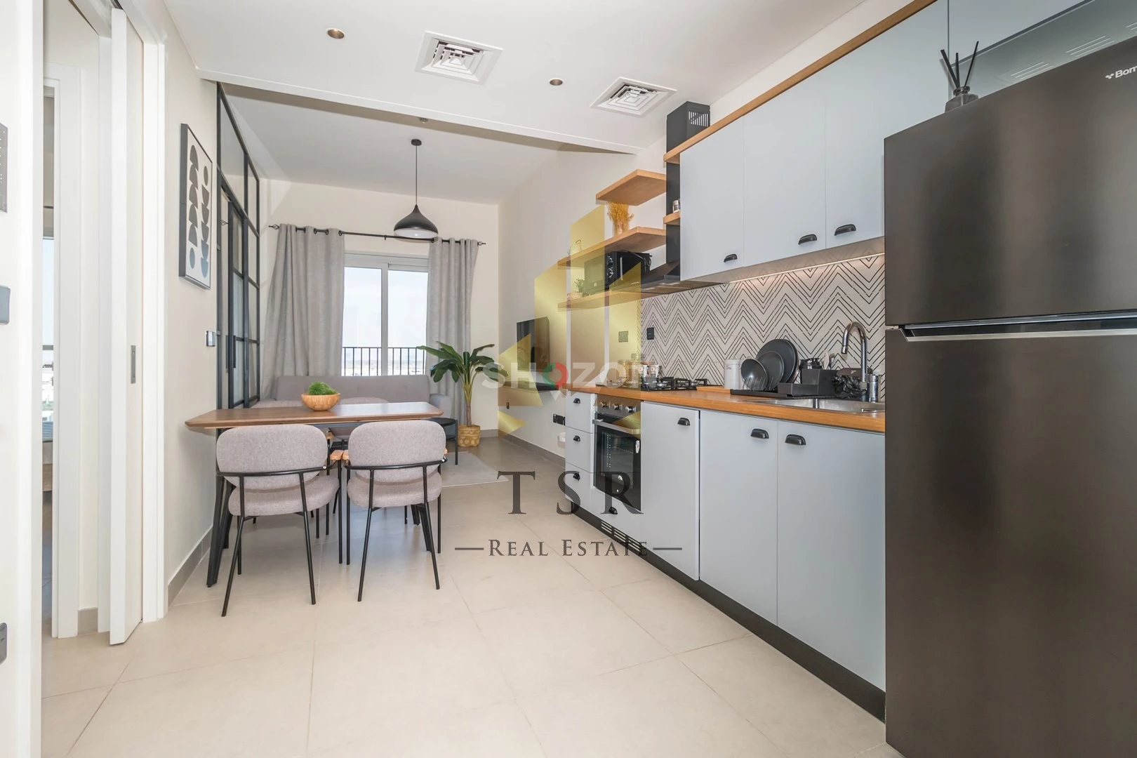 Luxury Finishing | Fully Upgraded| Community View