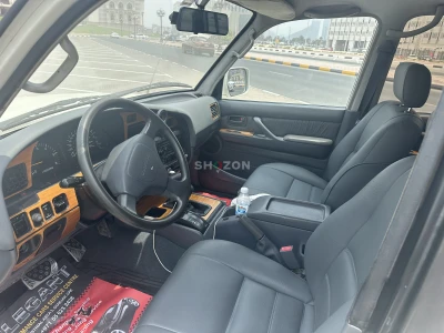 Clean Tayota Land Cruiser 1994