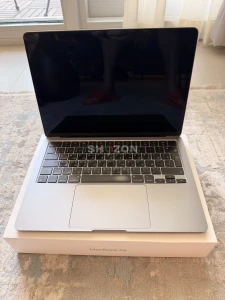 Macbook Air M2 - Space Gray 