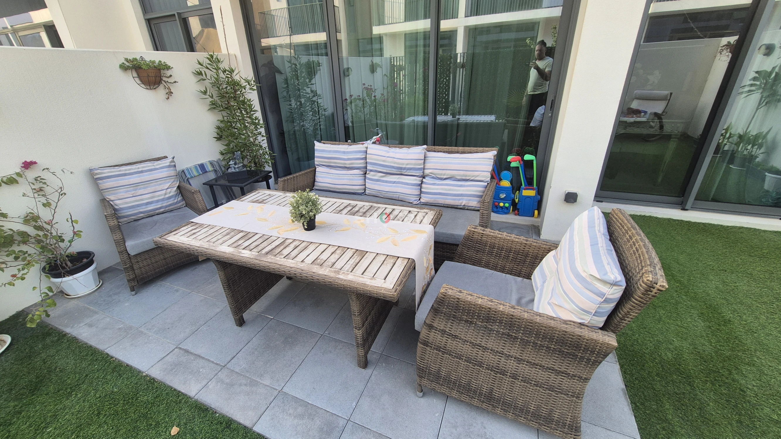 Stylish Outdoor and garden seating Set