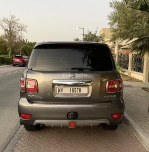 nissan patrol V8