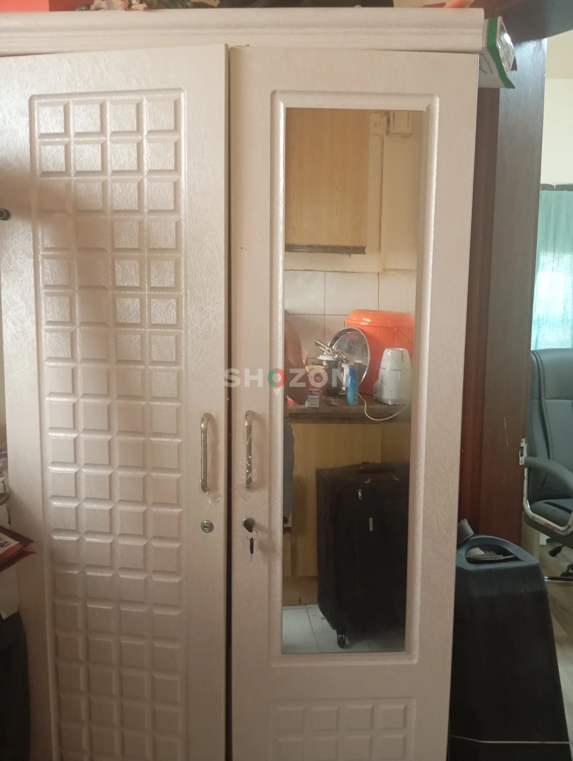 Stylish Wardrobe with Glass Door