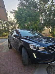 VOLVO XC60 T5 Premium 2014 | GCC Specs | 137K KM | No accidents
