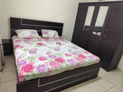 Master bedroom available for monthly Rent 