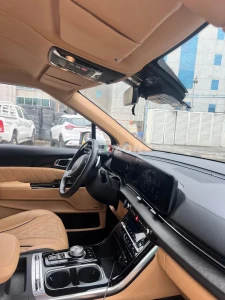 Kia Carnival VIP 2023 - For Rent At Choco Rent A Car