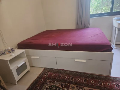 Comfortable Bed with Storage
