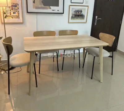 Modern 4 seater Dining Table Set