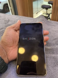 Iphone 11 pro max only @ 759 aed