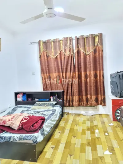 CLEAN & FURNISHED ROOM AVAILABLE IN AL KARAMA - AED 2,500, Dubai