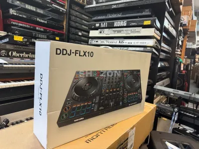 Pioneer DDJ-FLX10 DJ Controller