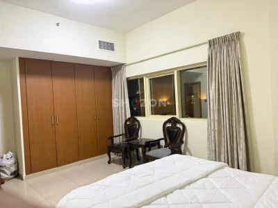 Bed room for rent