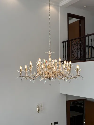 Elegant Crystal Chandelier
