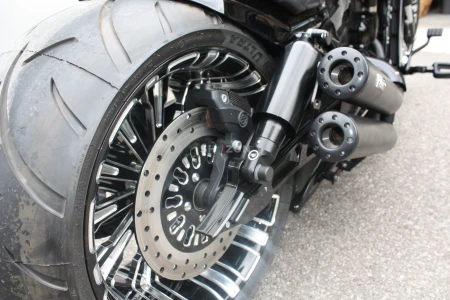 2016 Harley Night Rod Dark Venom Custom 300mm Air Ride - Located in Canada